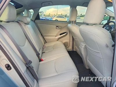 Zdjęcie 10 z 12 samochodu: 2013 TOYOTA PRIUS THREE VIN:JTDKN3DU0D1645658 - miniatura