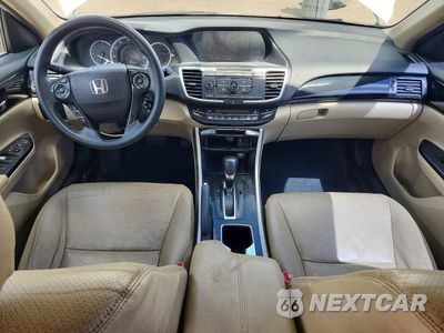 Zdjęcie 8 z 13 samochodu: 2016 HONDA ACCORD LX VIN:1HGCR2F36GA034174 - miniatura