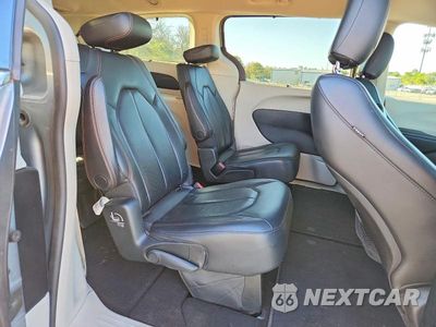 Zdjęcie 11 z 13 samochodu: 2019 CHRYSLER PACIFICA TOURING L VIN:2C4RC1BGXKR555156 - miniatura