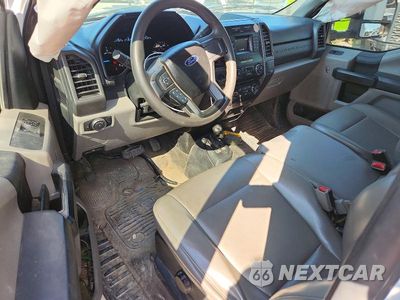 Zdjęcie 8 z 12 samochodu: 2017 FORD F550 SUPER DUTY DUMP TRUCK VIN:1FDUF5HY3HEE46256 - miniatura
