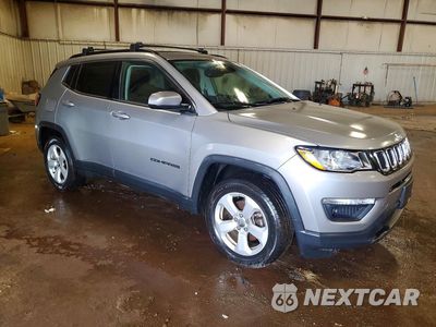 Czwarte zdjęcie samochodu z boku: 2019 JEEP COMPASS LATITUDE VIN:3C4NJDBBXKT654289 - miniatura