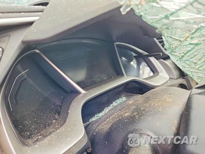 Zdjęcie 9 z 12 samochodu: 2017 HONDA CIVIC EX VIN:2HGFC2F76HH535151 - miniatura
