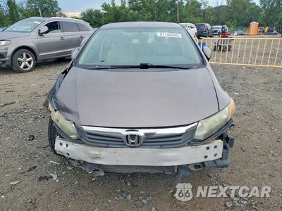 Piąte zdjęcie samochodu w środku: 2012 HONDA CIVIC LX VIN:19XFB2F52CE106593 - miniatura