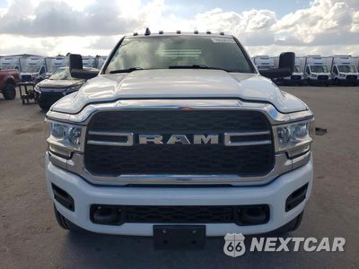 Piąte zdjęcie samochodu w środku: 2020 RAM 5500 VIN:3C7WRNFL2LG108248 - miniatura