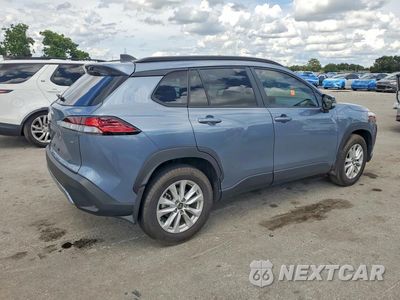 Trzecie zdjęcie samochodu z tyłu: 2026 TOYOTA COROLLA CROSS LE VIN:7MUCAAAG5TV184273 - miniatura