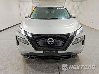 Piąte zdjęcie samochodu w środku: 2023 NISSAN ROGUE SV VIN:JN8BT3BB6PW468942 - miniatura