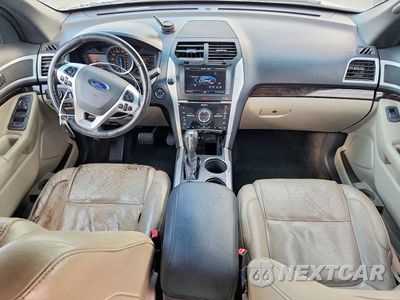 Zdjęcie 8 z 13 samochodu: 2011 FORD EXPLORER LIMITED VIN:1FMHK7F84BGA78659 - miniatura