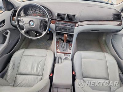 Zdjęcie 8 z 12 samochodu: 2004 BMW 325 XI VIN:WBAEU33474PR07249 - miniatura