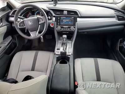 Zdjęcie 8 z 12 samochodu: 2017 HONDA CIVIC EX VIN:2HGFC2F74HH509759 - miniatura