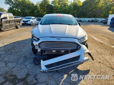 Piąte zdjęcie samochodu w środku: 2014 FORD FUSION S VIN:3FA6P0G73ER376651 - miniatura