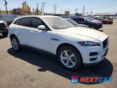 Czwarte zdjęcie samochodu z boku: 2017 JAGUAR F-PACE PREMIUM VIN:SADCJ2BNXHA093456 - miniatura