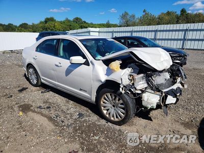 Czwarte zdjęcie samochodu z boku: 2010 FORD FUSION HYBRID VIN:3FADP0L3XAR138574 - miniatura