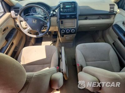 Zdjęcie 8 z 13 samochodu: 2005 HONDA CR-V EX VIN:SHSRD78865U331357 - miniatura