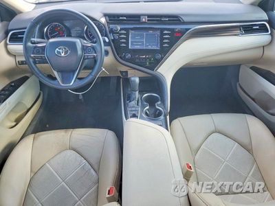 Zdjęcie 8 z 13 samochodu: 2018 TOYOTA CAMRY XLE VIN:4T1B11HK0JU111672 - miniatura