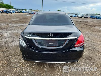 Zdjęcie 6 z 12 samochodu: 2015 MERCEDES-BENZ C 300 VIN:55SWF4JB1FU045019 - miniatura