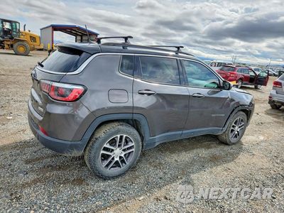Trzecie zdjęcie samochodu z tyłu: 2018 JEEP COMPASS LATITUDE VIN:3C4NJDBB4JT470206 - miniatura