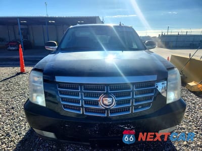 Piąte zdjęcie samochodu w środku: 2007 CADILLAC ESCALADE ESV VIN:1GYFK66847R193161 - miniatura