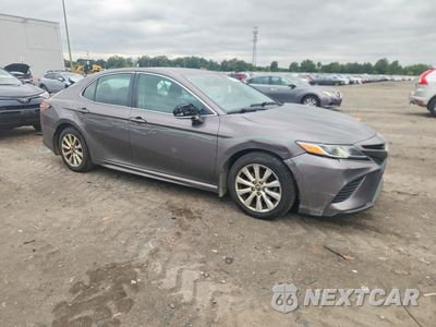 Czwarte zdjęcie samochodu z boku: 2019 TOYOTA CAMRY L VIN:4T1B11HK6KU771703 - miniatura