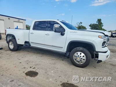 Czwarte zdjęcie samochodu z boku: 2026 CHEVROLET SILVERADO K3500 HIGH COUNTRY VIN:1GC4KVEY6TF197944 - miniatura