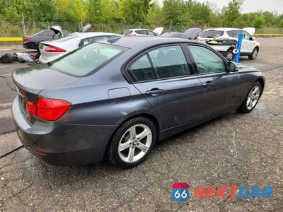 Trzecie zdjęcie samochodu z tyłu: 2014 BMW 328 XI SULEV VIN:WBA3B5C54EF959348 - miniatura