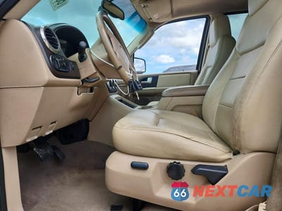 Zdjęcie 7 z 13 samochodu: 2003 FORD EXPEDITION XLT VIN:1FMRU15W23LA96890 - miniatura