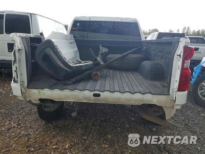 Zdjęcie 6 z 13 samochodu: 2022 CHEVROLET SILVERADO LTD K1500 VIN:1GCPYAEKXNZ161398 - miniatura