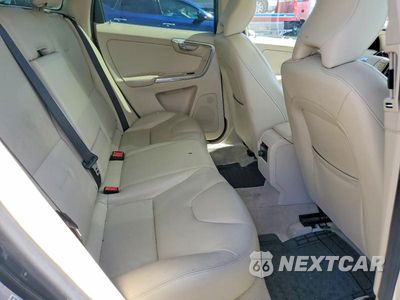 Zdjęcie 10 z 12 samochodu: 2015 VOLVO XC60 T6 PLATINUM VIN:YV449MDM8F2746041 - miniatura