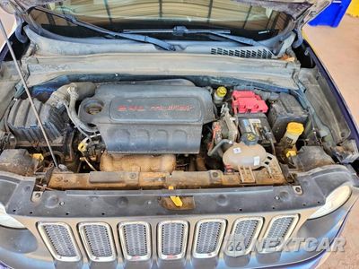 Zdjęcie 12 z 13 samochodu: 2018 JEEP RENEGADE LATITUDE VIN:ZACCJABBXJPJ20203 - miniatura