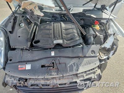 Zdjęcie 12 z 13 samochodu: 2018 PORSCHE CAYENNE GTS VIN:WP1AD2A26JLA80410 - miniatura
