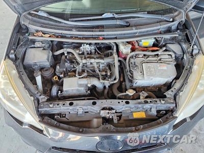 Zdjęcie 11 z 12 samochodu: 2012 TOYOTA PRIUS C FOUR VIN:JTDKDTB39C1031154 - miniatura