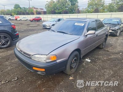 1996 TOYOTA CAMRY LE 4T1BG12K3TU813060 - główne zdjęcie licytacji z USA - miniatura