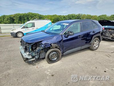 2025 TOYOTA RAV4 XLE 2T3P1RFV4SW564204 - główne zdjęcie licytacji z USA - miniatura