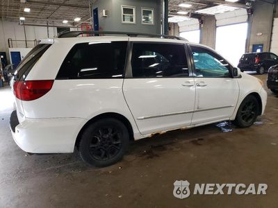 Trzecie zdjęcie samochodu z tyłu: 2005 TOYOTA SIENNA XLE LIMITED 7 PASSENGER VIN:5TDZA22C85S320811 - miniatura