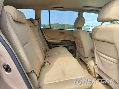 Zdjęcie 11 z 13 samochodu: 2006 TOYOTA HIGHLANDER BASE VIN:JTEEP21A460163369 - miniatura