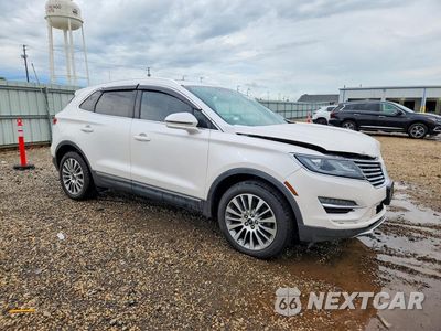 Czwarte zdjęcie samochodu z boku: 2017 LINCOLN MKC RESERVE VIN:5LMCJ3C92HUL46893 - miniatura