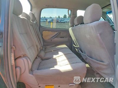 Zdjęcie 10 z 12 samochodu: 2006 TOYOTA TUNDRA DOUBLE CAB SR5 VIN:5TBDT44106S523570 - miniatura