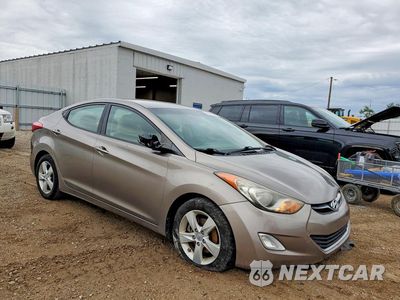 Czwarte zdjęcie samochodu z boku: 2012 HYUNDAI ELANTRA GLS VIN:5NPDH4AE1CH069542 - miniatura