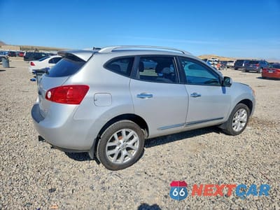 Trzecie zdjęcie samochodu z tyłu: 2013 NISSAN ROGUE S VIN:JN8AS5MV6DW113847 - miniatura