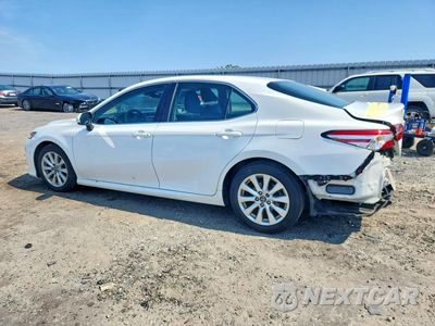 Drugie zdjęcie samochodu z przodu: 2018 TOYOTA CAMRY LE VIN:4T1B11HK2JU042421 - miniatura