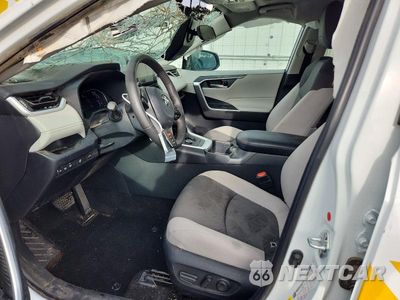 Zdjęcie 7 z 13 samochodu: 2025 TOYOTA RAV4 HYBRID XLE VIN:4T3RWRFV4SU213299 - miniatura