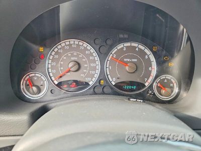 Zdjęcie 9 z 14 samochodu: 2006 JEEP LIBERTY LIMITED VIN:1J4GL58K36W162293 - miniatura