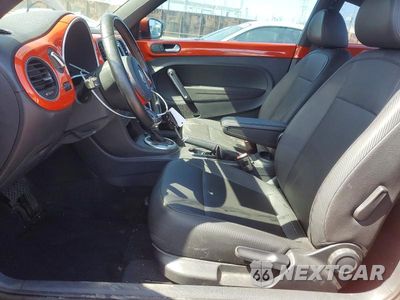 Zdjęcie 7 z 13 samochodu: 2016 VOLKSWAGEN BEETLE SE VIN:3VWJ17AT3GM634538 - miniatura