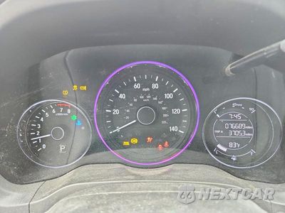 Zdjęcie 9 z 13 samochodu: 2021 HONDA HR-V LX VIN:3CZRU6H38MM733228 - miniatura