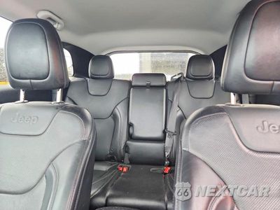 Zdjęcie 10 z 14 samochodu: 2019 JEEP CHEROKEE LIMITED VIN:1C4PJMDX1KD441075 - miniatura