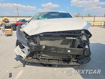 Piąte zdjęcie samochodu w środku: 2024 KIA FORTE LXS VIN:3KPF24AD4RE782577 - miniatura