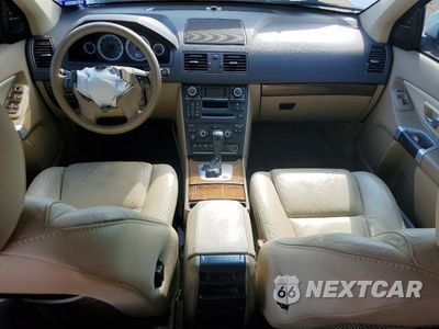 Zdjęcie 8 z 14 samochodu: 2011 VOLVO XC90 3.2 VIN:YV4952CY3B1599248 - miniatura
