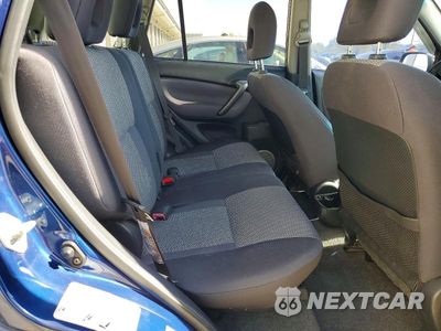 Zdjęcie 11 z 13 samochodu: 2004 TOYOTA RAV4 BASE VIN:JTEHD20V740019239 - miniatura