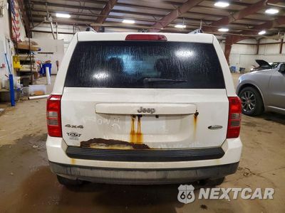 Zdjęcie 6 z 13 samochodu: 2014 JEEP PATRIOT LATITUDE VIN:1C4NJRFB9ED665088 - miniatura