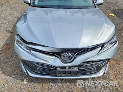 Zdjęcie 11 z 12 samochodu: 2019 TOYOTA CAMRY LE VIN:4T1B11HK8KU736287 - miniatura