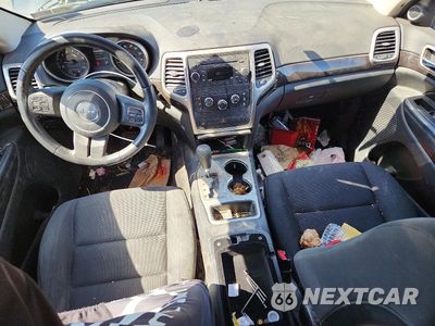 Zdjęcie 8 z 13 samochodu: 2012 JEEP GRAND CHEROKEE LAREDO VIN:1C4RJFAG1CC219300 - miniatura